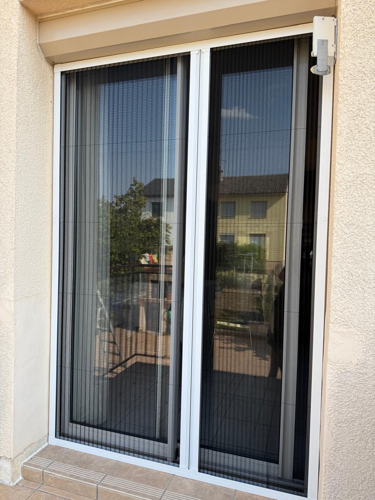 Réalisation Moustiquaire & Confort 1